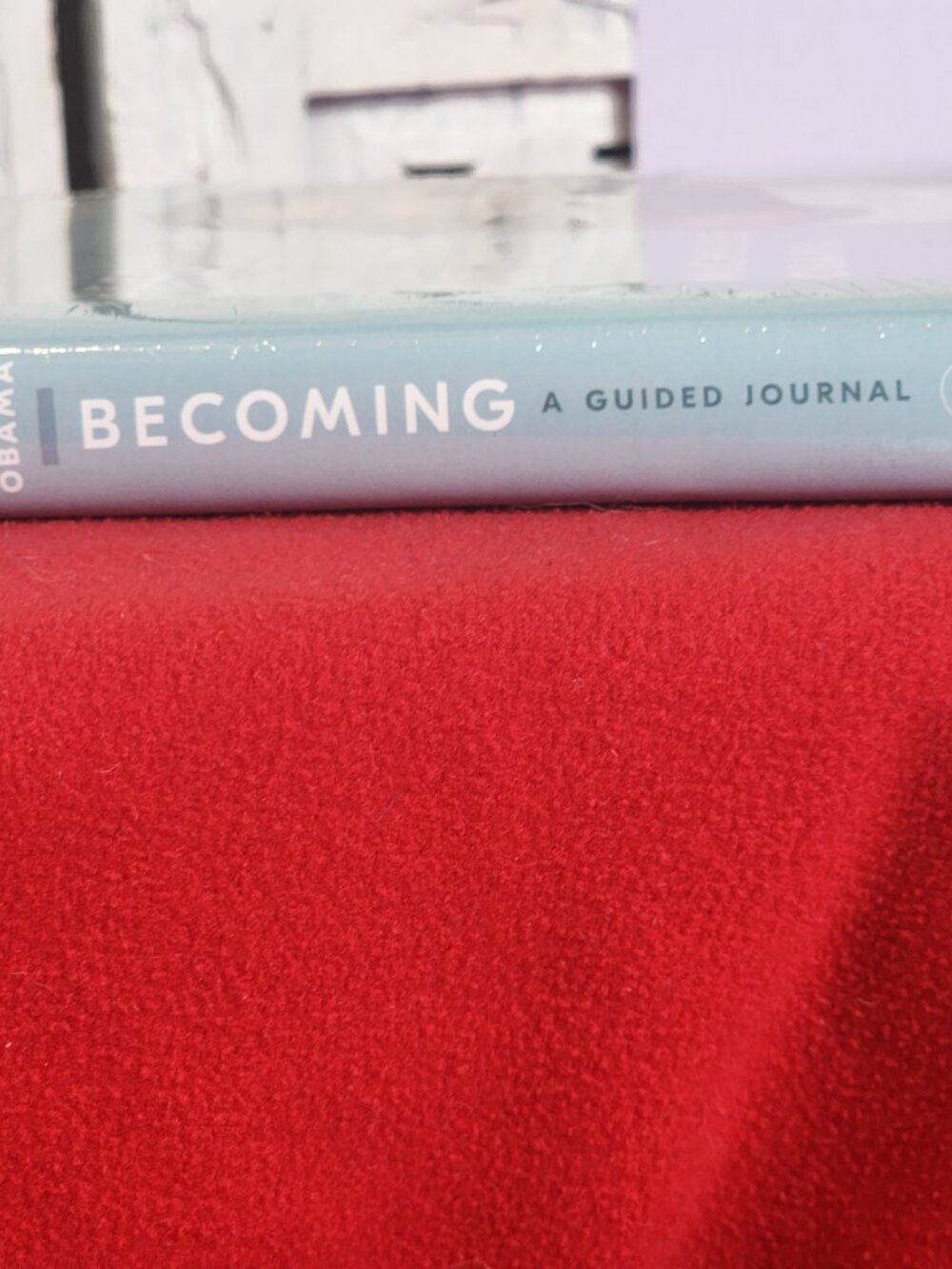 Becoming A Guided Journal for Discovering Your Voice by Michelle Obama - Picture 7 of 16